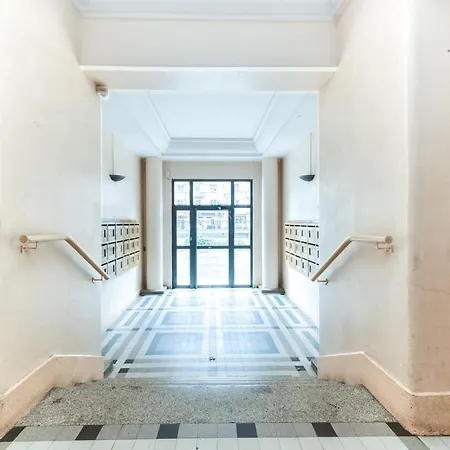 Magnifique T2, Balcon Avec Superbe Vue, Tram Au Pied Appartement